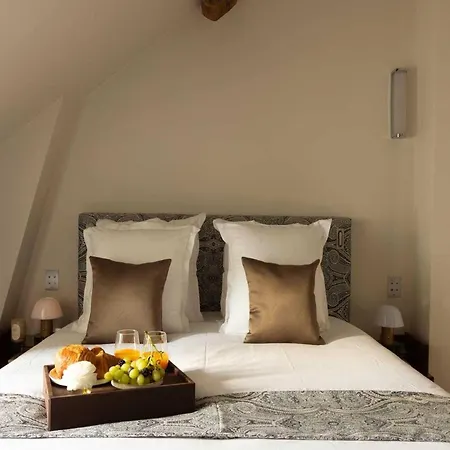 Appartement Palais Bourbon - 51- 2p - Invalides